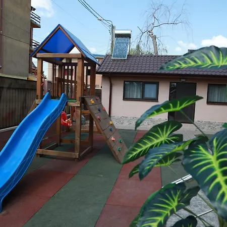 Pensjonat Casa Maz *